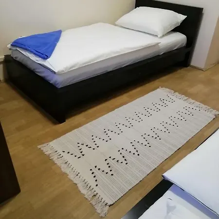 Indohaz Kishotel Hostel Πετς