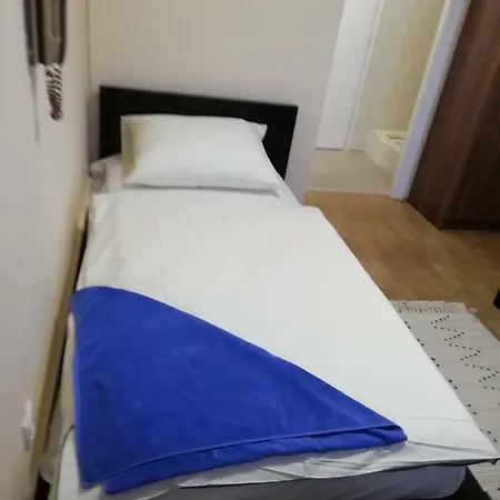 Hostel Indohaz Kishotel